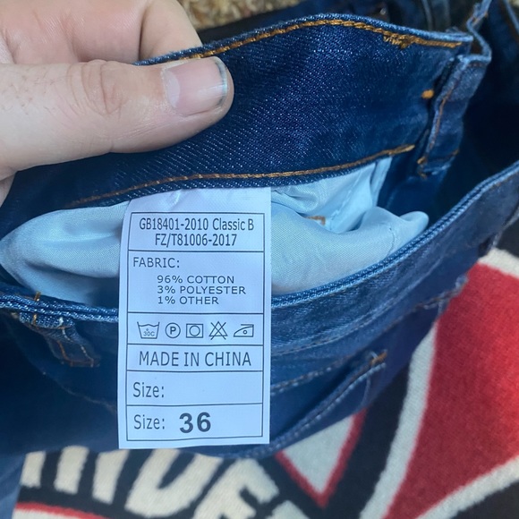 Fashion Denim Distressed Skinny Jeans! Size 34x32!!! - Picture 6 of 6